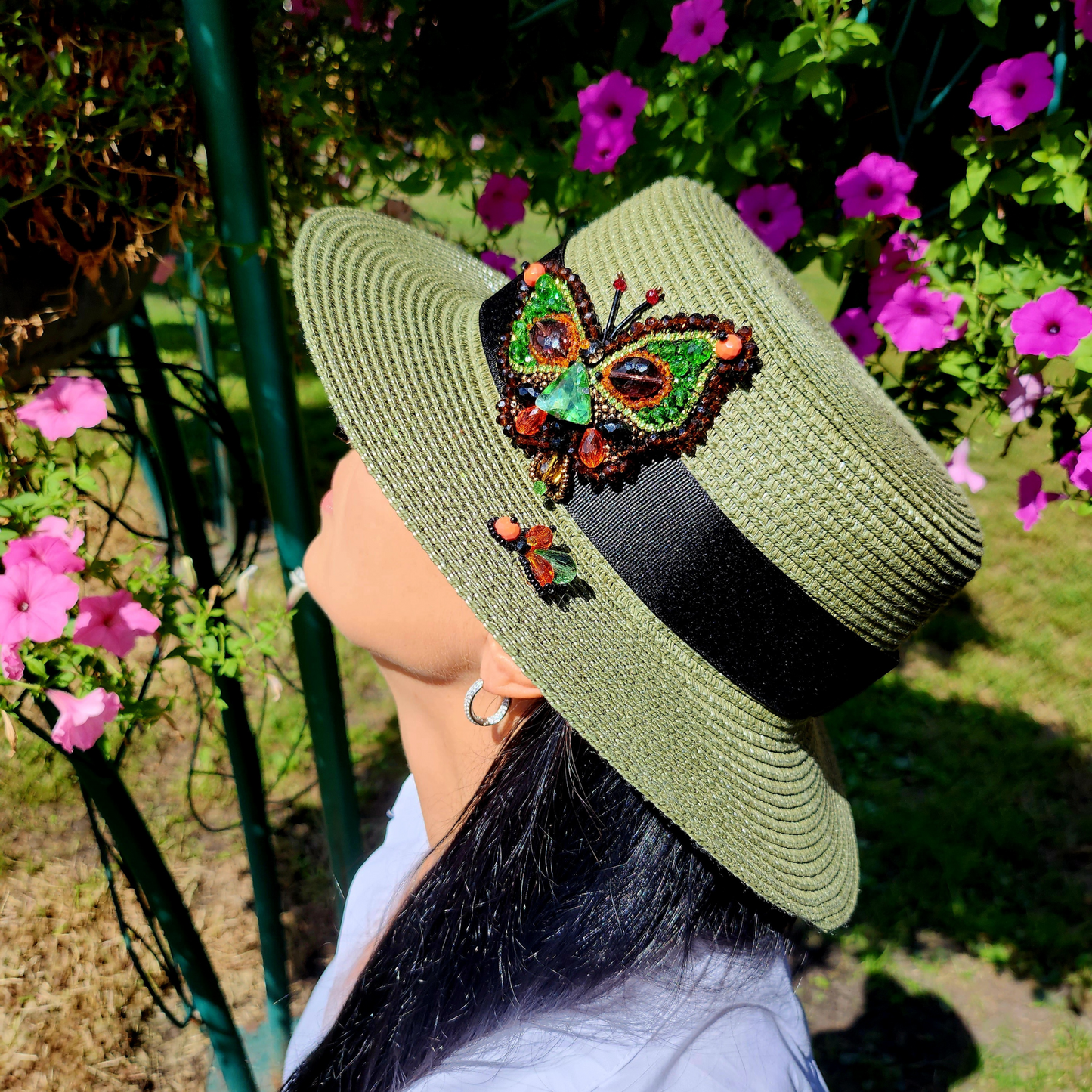 Green Straw Hat Handmade Canatier Collection Forwards in a single copy